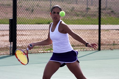 Bethel's Juliana Costa won 4-6, 6-2 and by opponent retirement over Benedictine College.